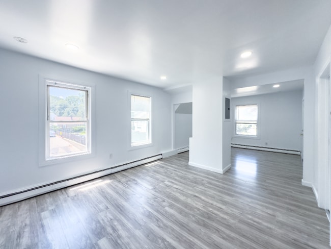 Photo - 9 Sampson St Unit 2