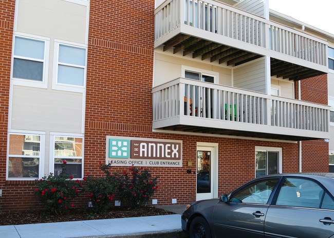 The Annex of Vincennes - The Annex of Vincennes Apartments