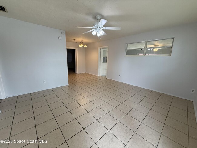 Photo - 1218 Willow Ln