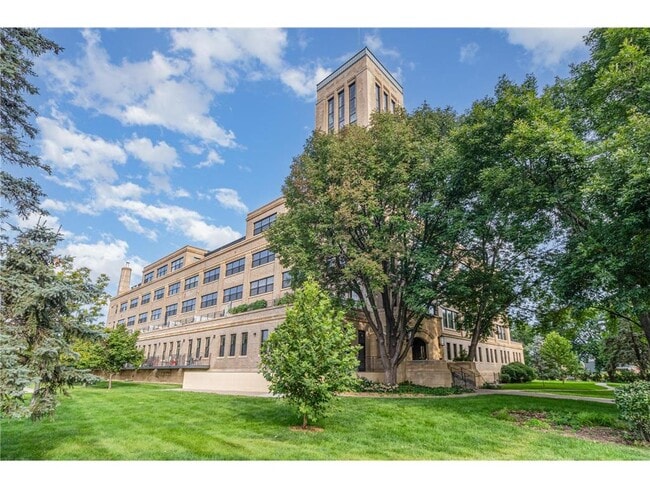 Photo - 730 Stinson Blvd NE