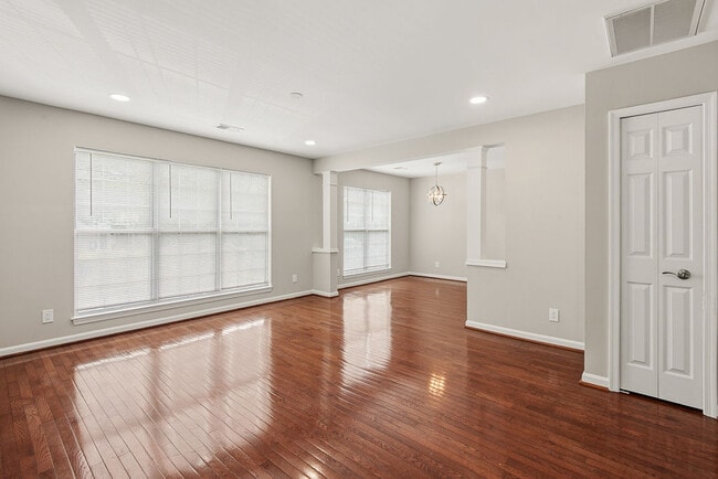 Photo - 11180 Rienzi Pl Unit 201