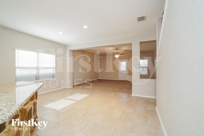 Photo - 500 Stonebrook Dr