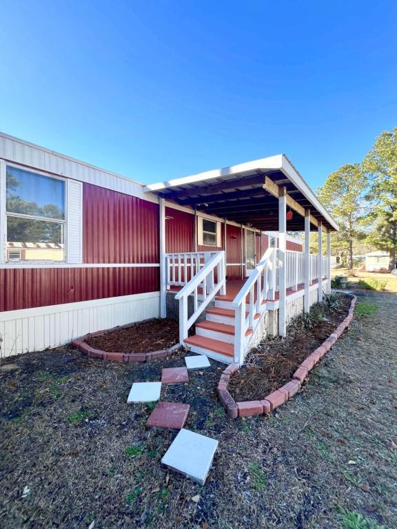 221 Perch Dr