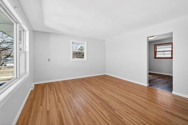 Photo - 5844 Washburn Ave S