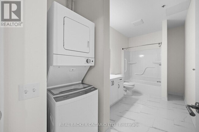 Photo - 150 Mill St Unité 114