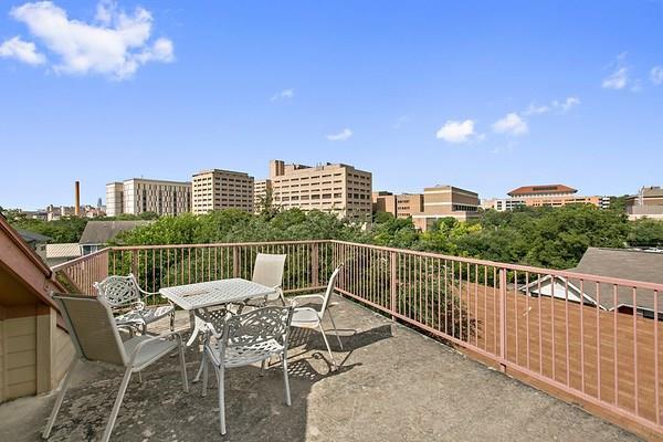 Photo - 508 Elmwood Pl Unit B