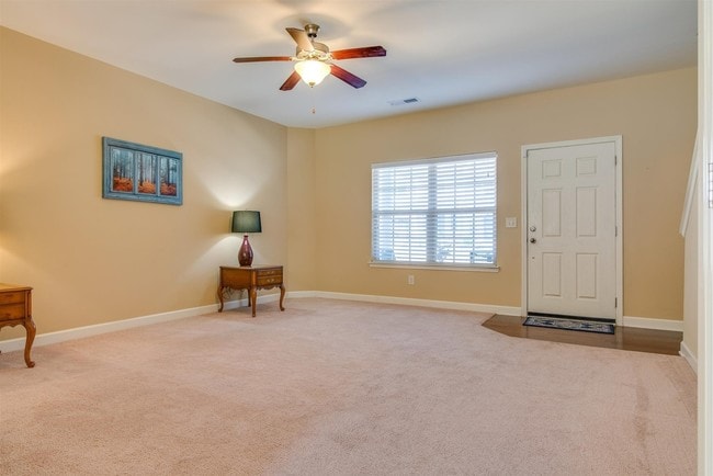 Photo - 735 Tulip Grove Rd Unit 352
