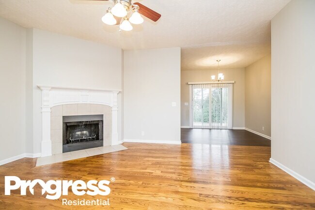 Photo - 2913 Waywood Dr