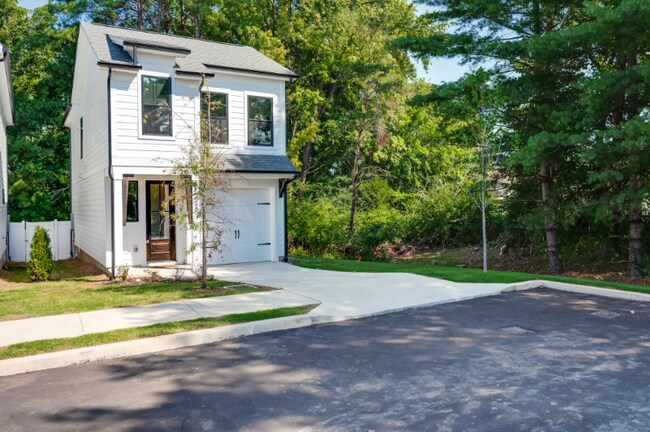 Photo - 548 Taffy Wy