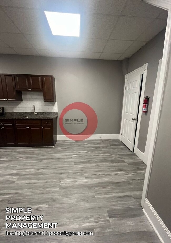 Photo - 110 N 10th St Unit Apartment 1