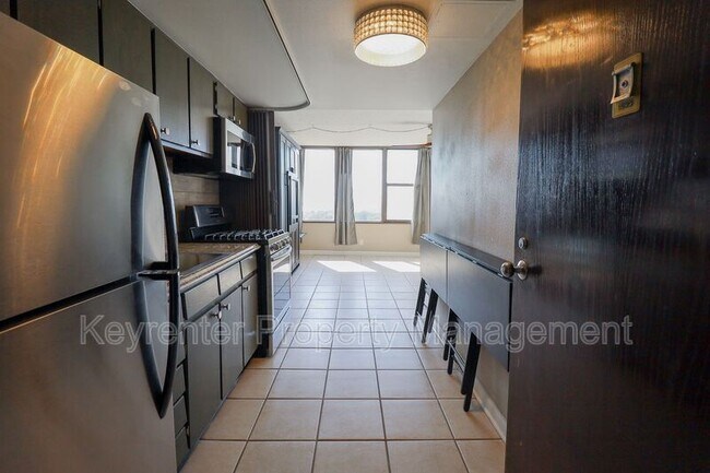 Photo - 410 W 7th St Unit 1530