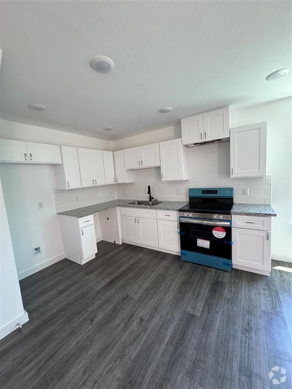Building Photo - 8220 Bigwood St Unit B Rental