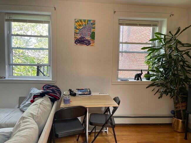 Photo - 595 Tremont St Unit 4