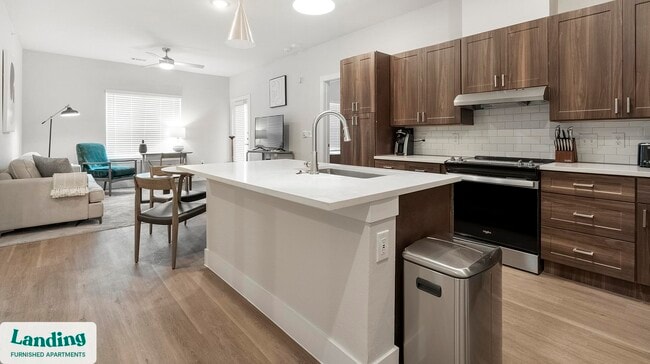 Building Photo - 3501 N Austin St Rental