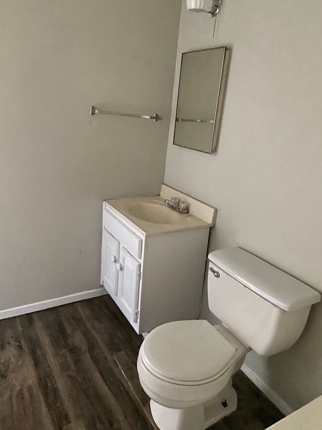 Photo - 1406 Goliad St Unidad A
