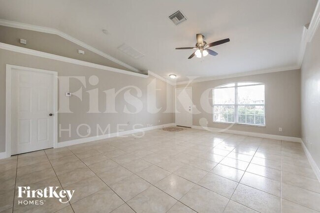 Photo - 1839 NW 19th Pl