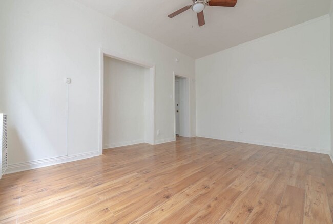 Photo - 410 N Coronado St Unidad 19