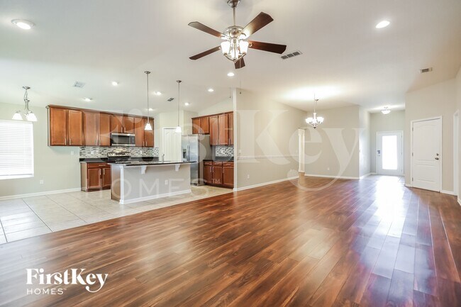 Photo - 344 Sunshine Dr
