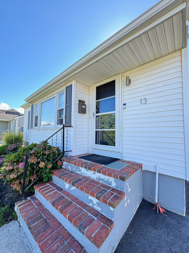 Entrada - 13 Saint John St