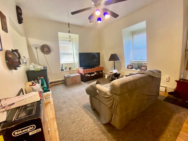 Photo - 743 Parker St Unidad 7