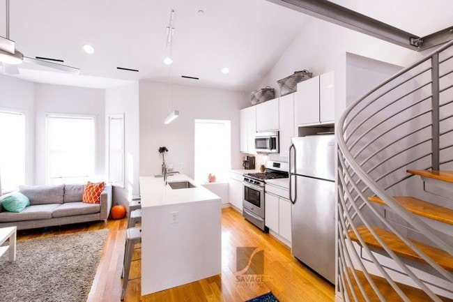 Photo - 1607 Tremont St Unidad 3