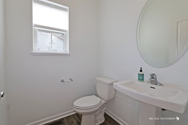 2490 Olivia Ct