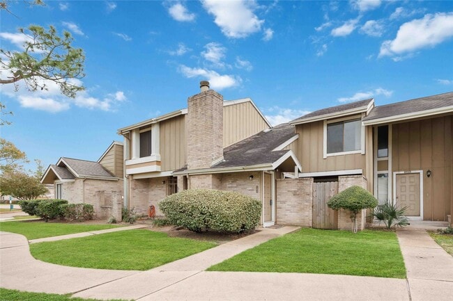 Building Photo - 12033 Bob White Dr Rental