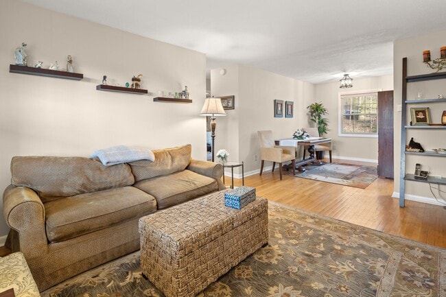 Photo - Two Bedroom Apartment - Great North Ashevi... Unit Apt #3