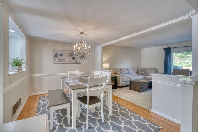 Photo - 18 Collis Ct