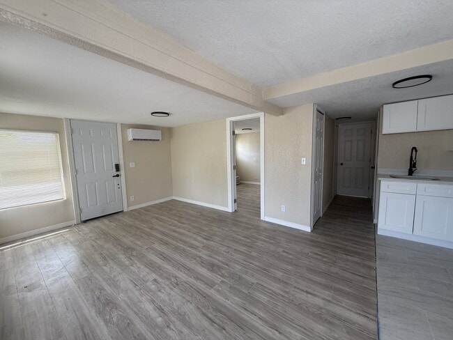 5680 28th St N Unit Lot 4