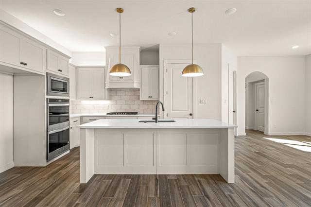 Photo - 173 Hulen Cir