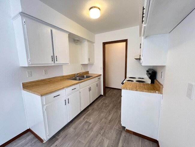 Building Photo - 101 SE 42nd St Rental