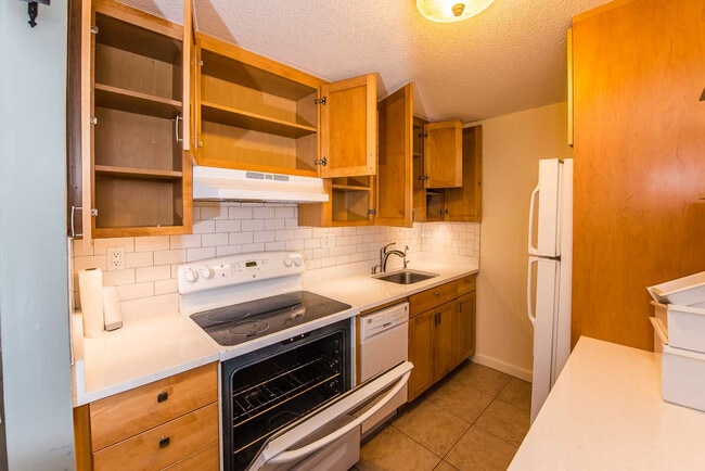 Photo - 172 River St Unit B-6