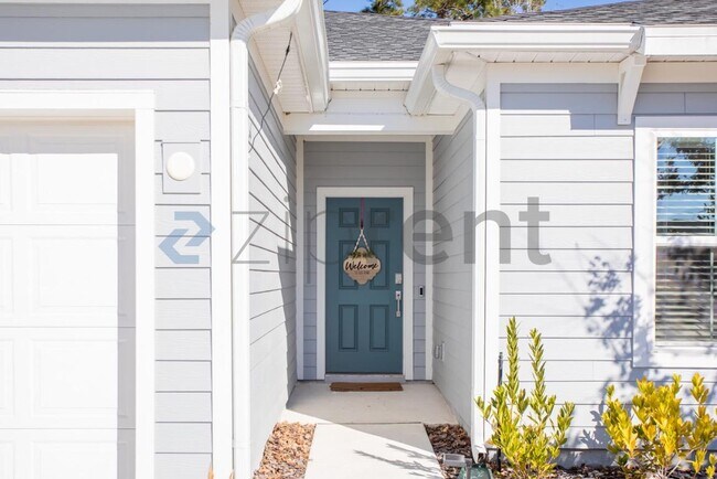 Photo - 1688 Lachlan Cir