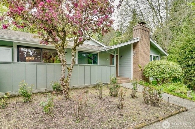 Photo - 2440 140th Ave NE House