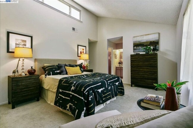 Photo - 3350 Fir Ave