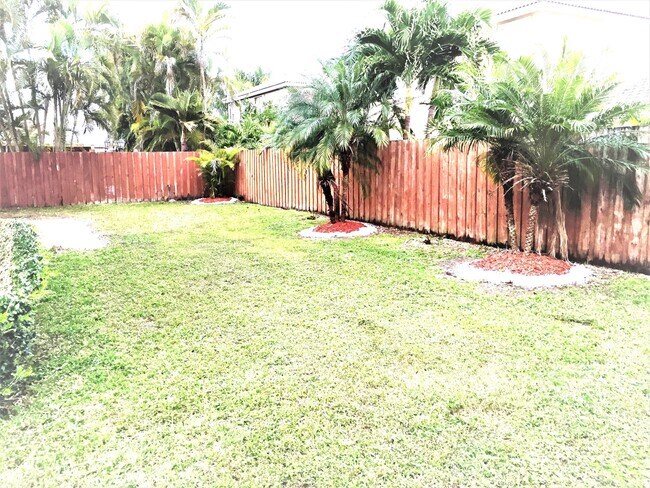Photo - 14300 SW 159th Pl