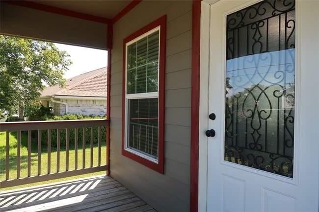 Photo - 2717 Avenue D