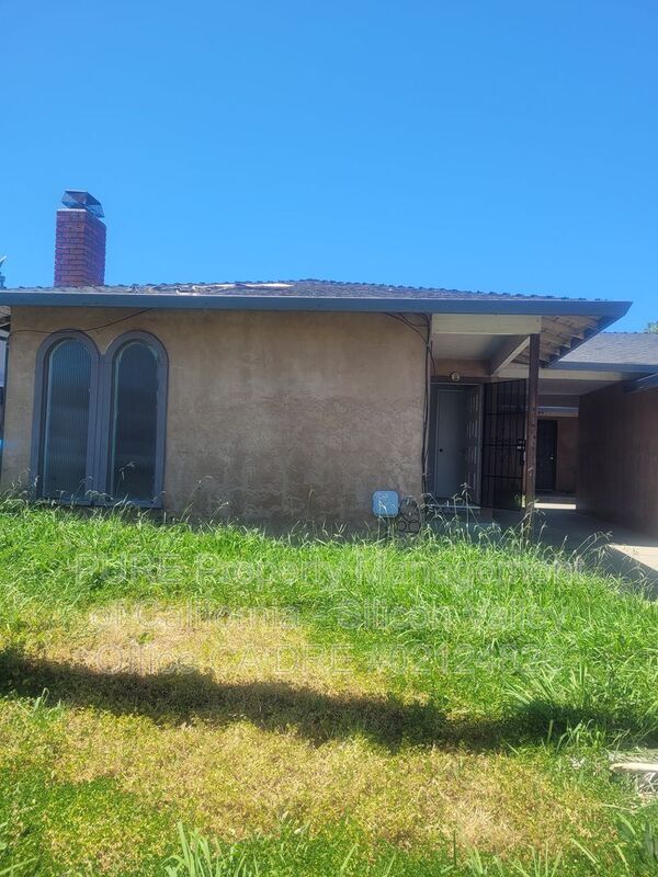 Photo - 2451 Kennedy Ave