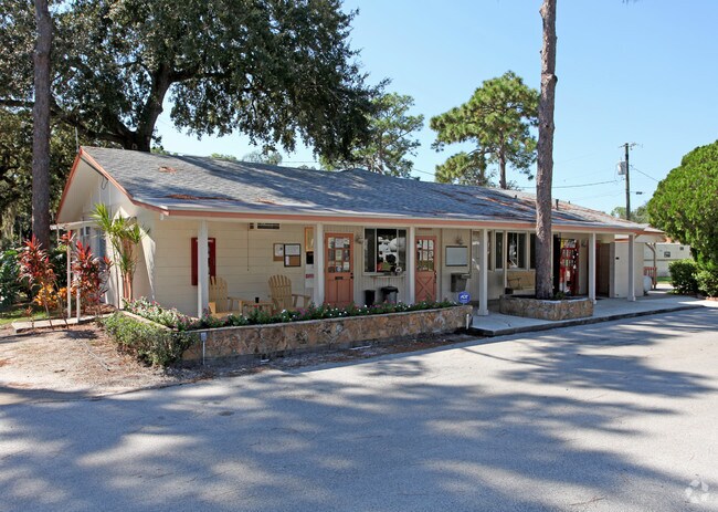 Mill Creek MH & RV Resort - Mill Creek MH & RV Resort Apartments