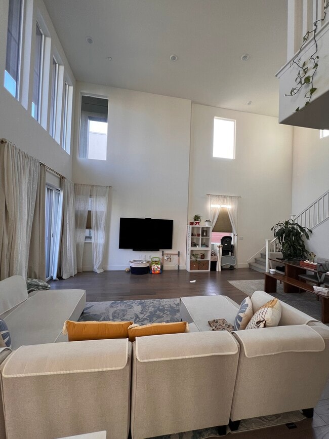 Photo - 45079 Insight St Unit 1007