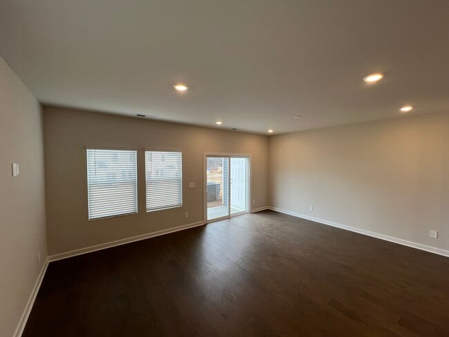 Photo - 1360 Fallen Acorn Ln