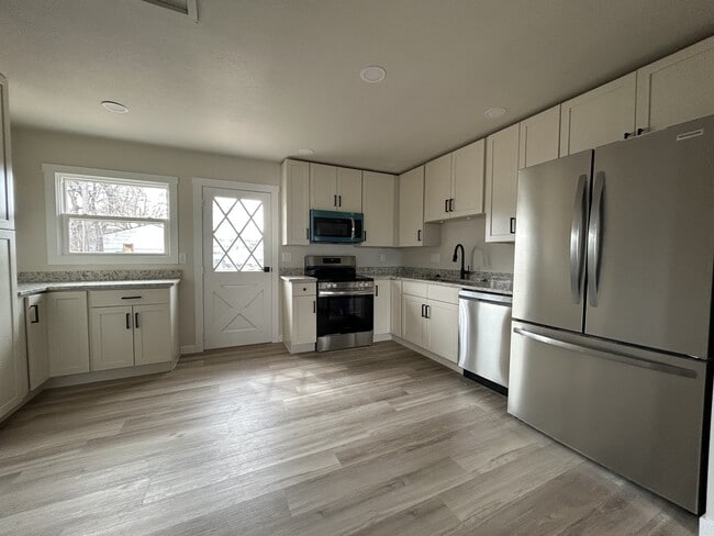 Photo - 1305 Rockwood Ave
