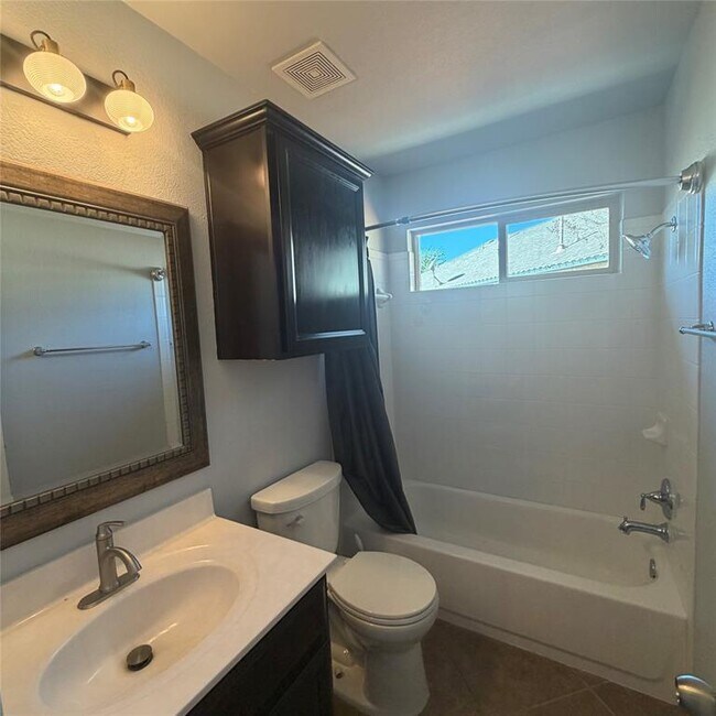 Photo - 1115 Sunny Meadows Loop