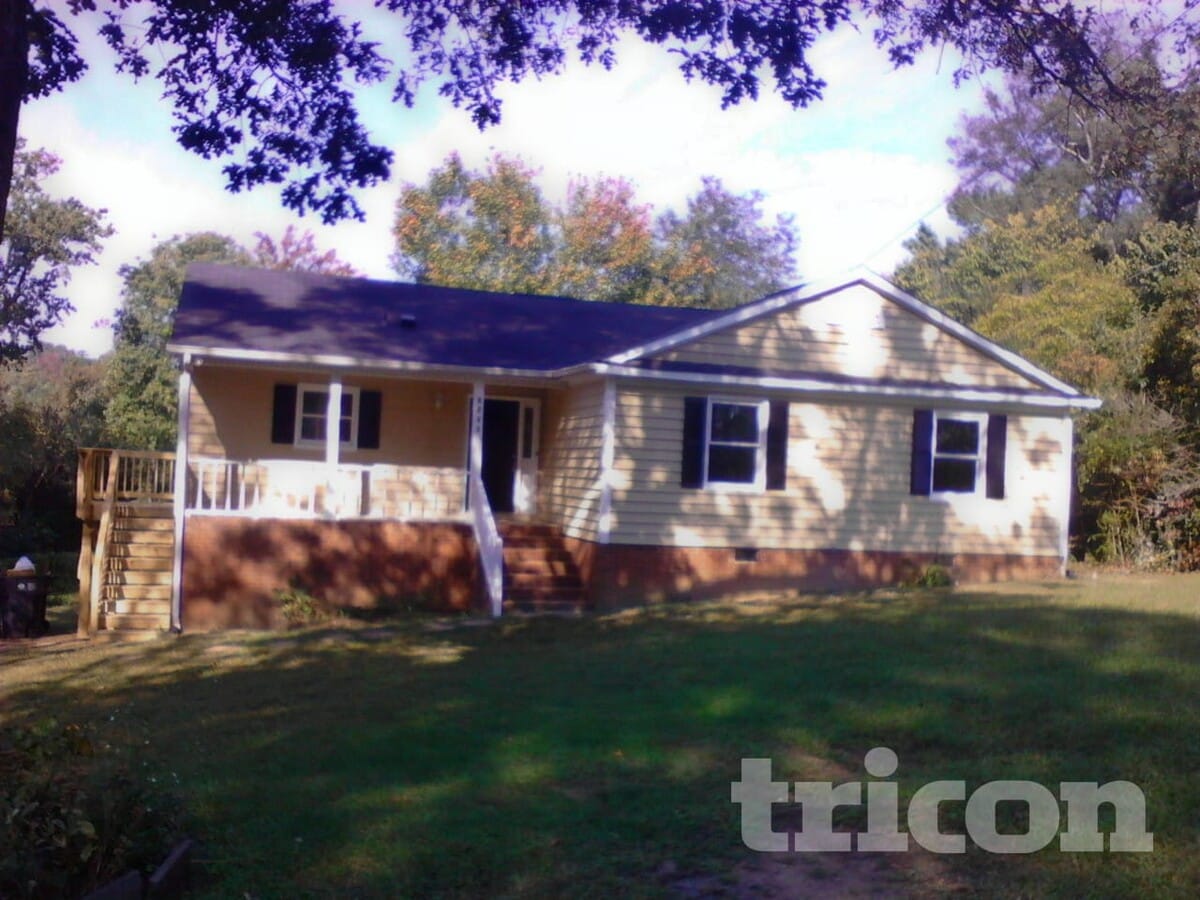 Photo - 2528 Burkholder Rd
