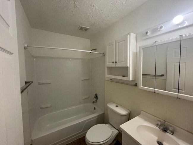 Photo - 523 Mill St Unit 523
