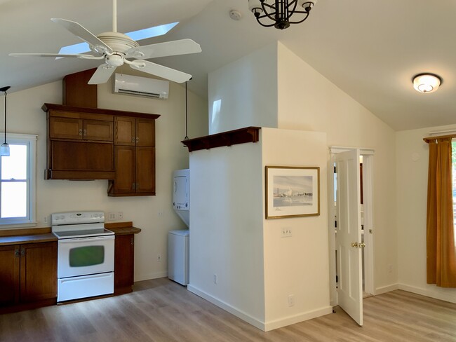 Photo - 19140 Laurel Dr