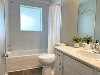 Photo - Suncoast Heights Apartments