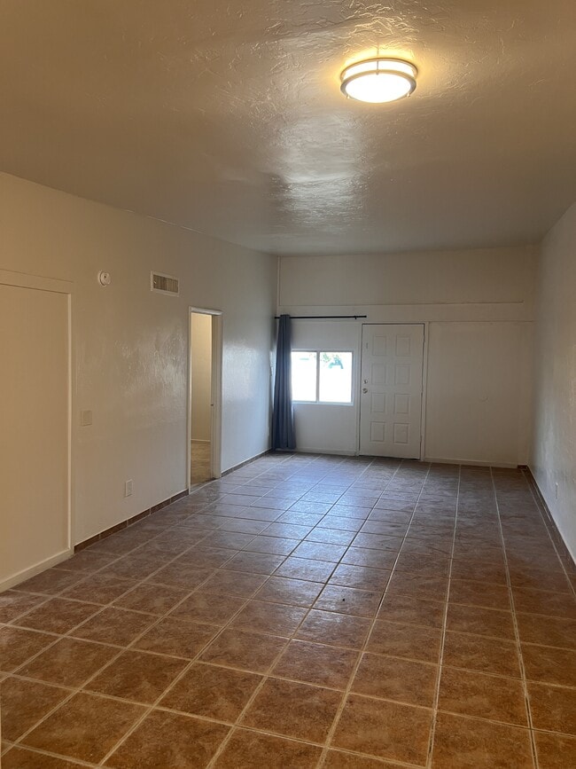 Photo - 926 W Wedwick St