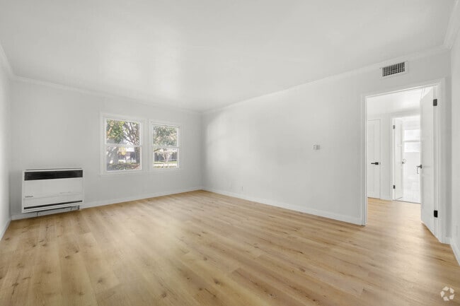 Building Photo - 8746 Belford Ave Unit 8746 Rental